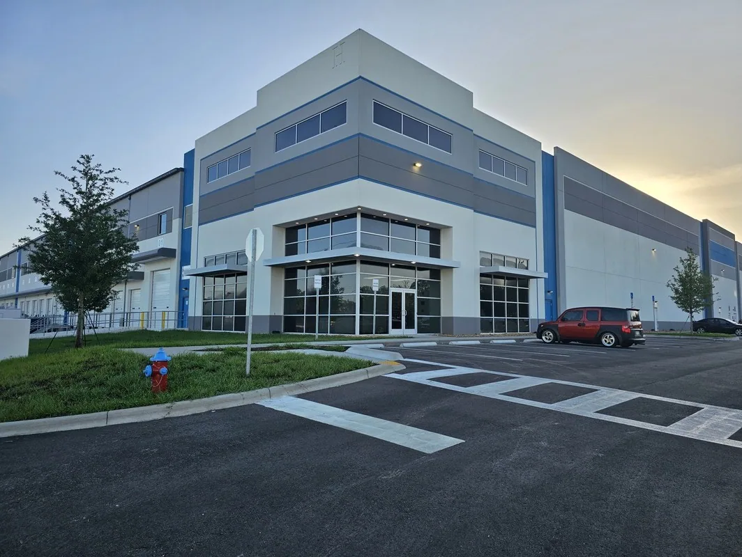 Warehouse Roofing in Hoover, AL Warehouse Roofing in Hoover, AL